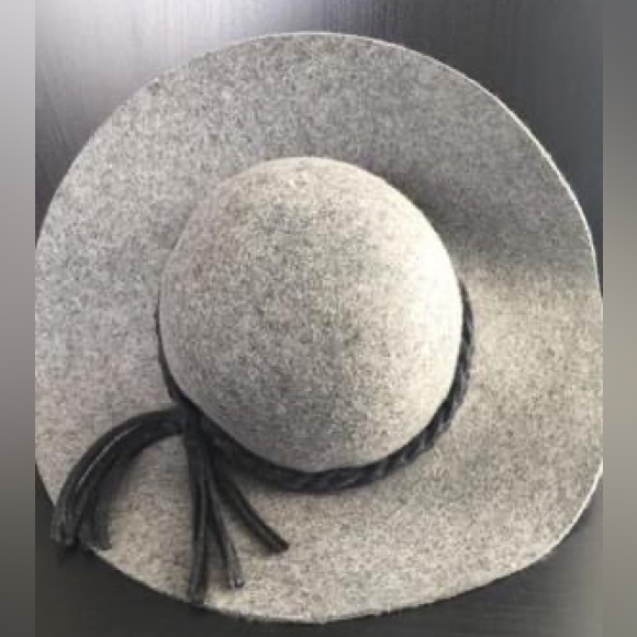 Floppy Wool Hat - Picture 3 of 4